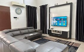 Bandar Melaka Family Bungalow Private Pool Bbq Wifi Netflix