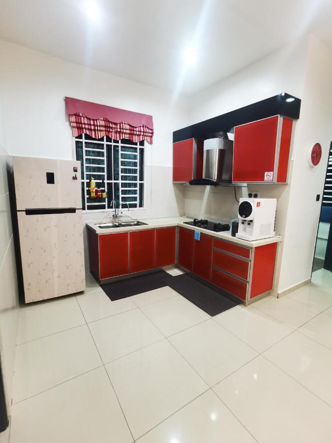 Bandar Melaka Family Bungalow Private Pool Bbq Wifi Netflix Exterior foto